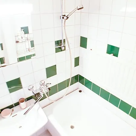 Comfortable Mila At A Good Location *